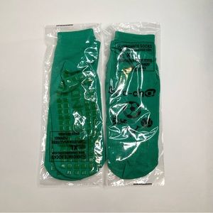 NWT (2) XL GRIP INNOVATE SOCKS BUNDLE GREEN